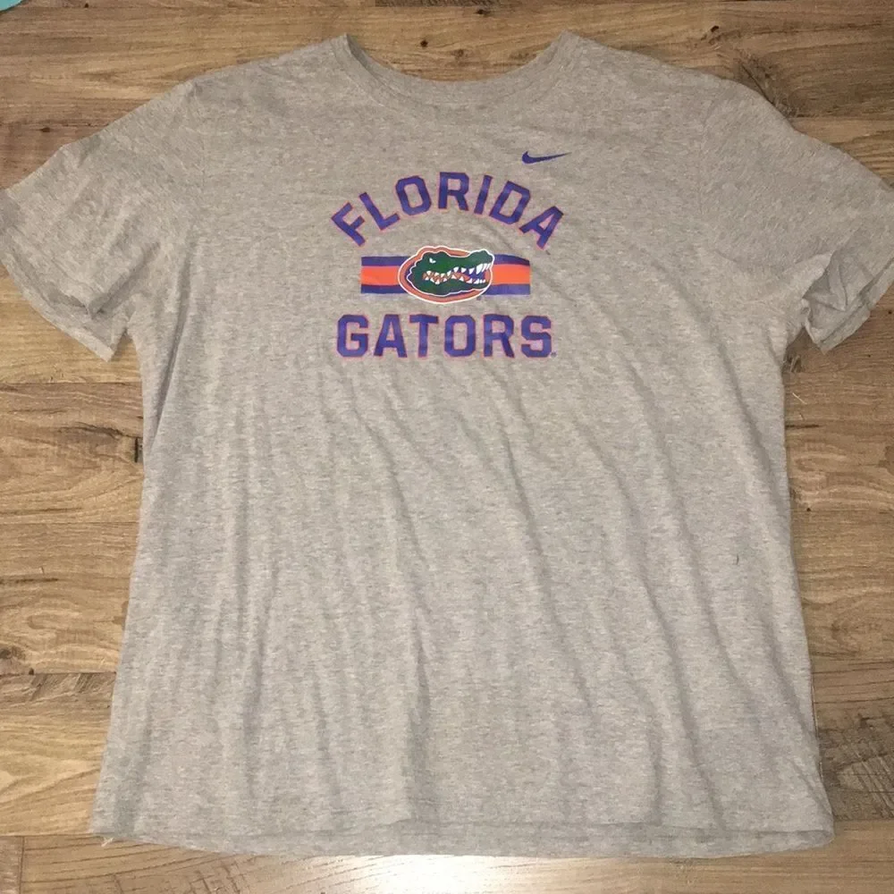 Nike Florida Gators Gray Dri Fit work out t shirt